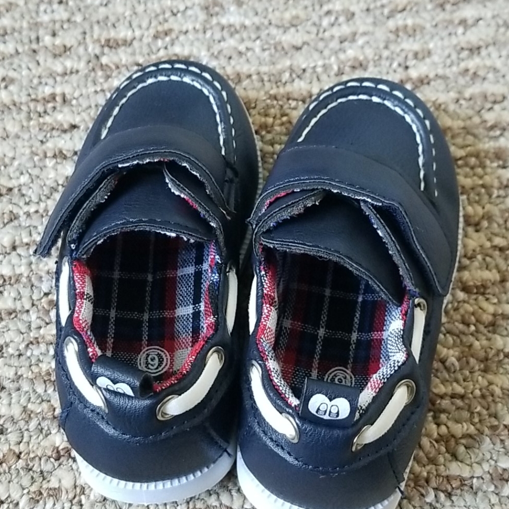 Toddler shoes